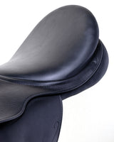 PRESTIGE ITALY VENUS K NEW 17S/33 BLACK USED DRESSAGE SADDLE