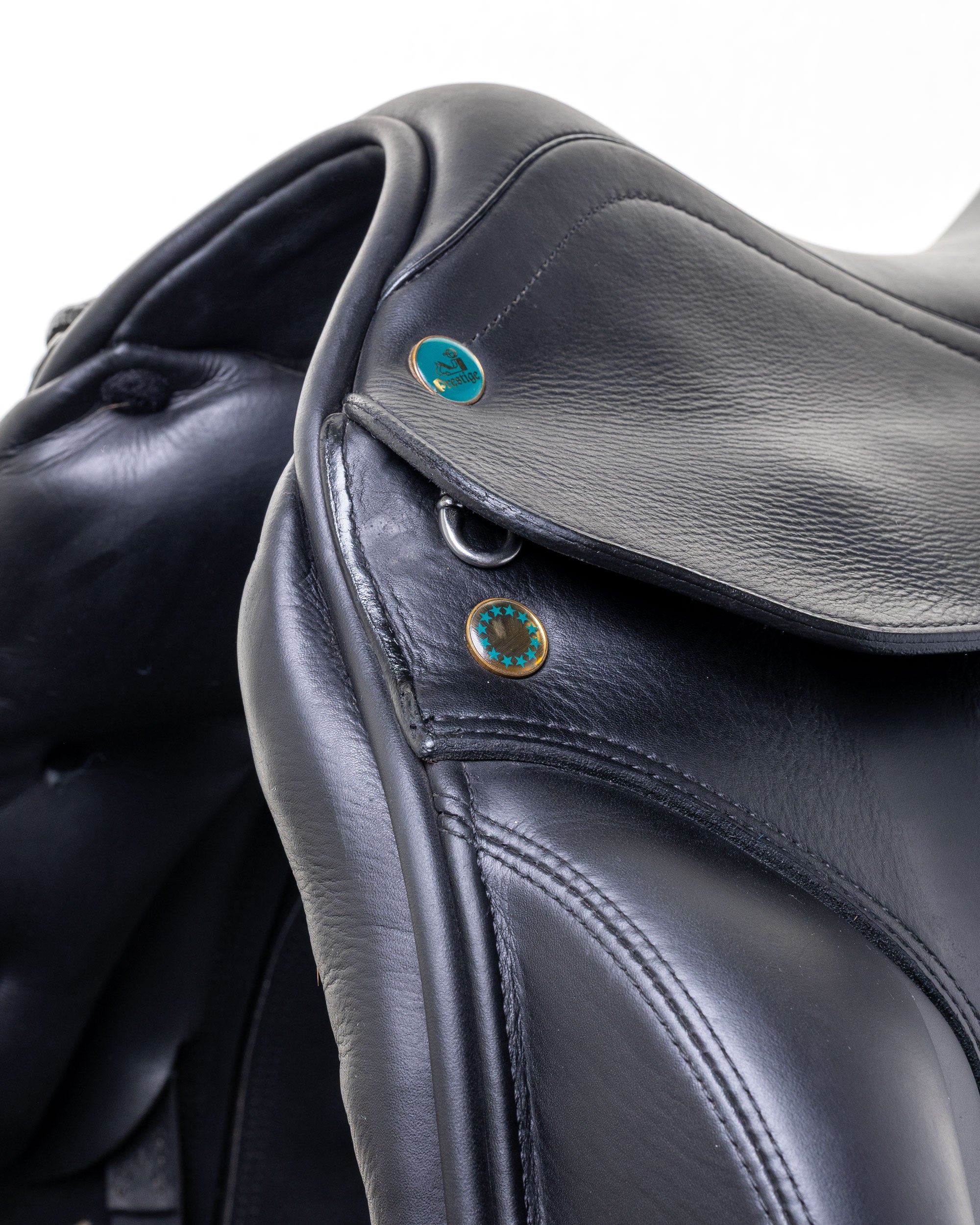 PRESTIGE ITALY VENUS K NEW 17S/33 BLACK USED DRESSAGE SADDLE