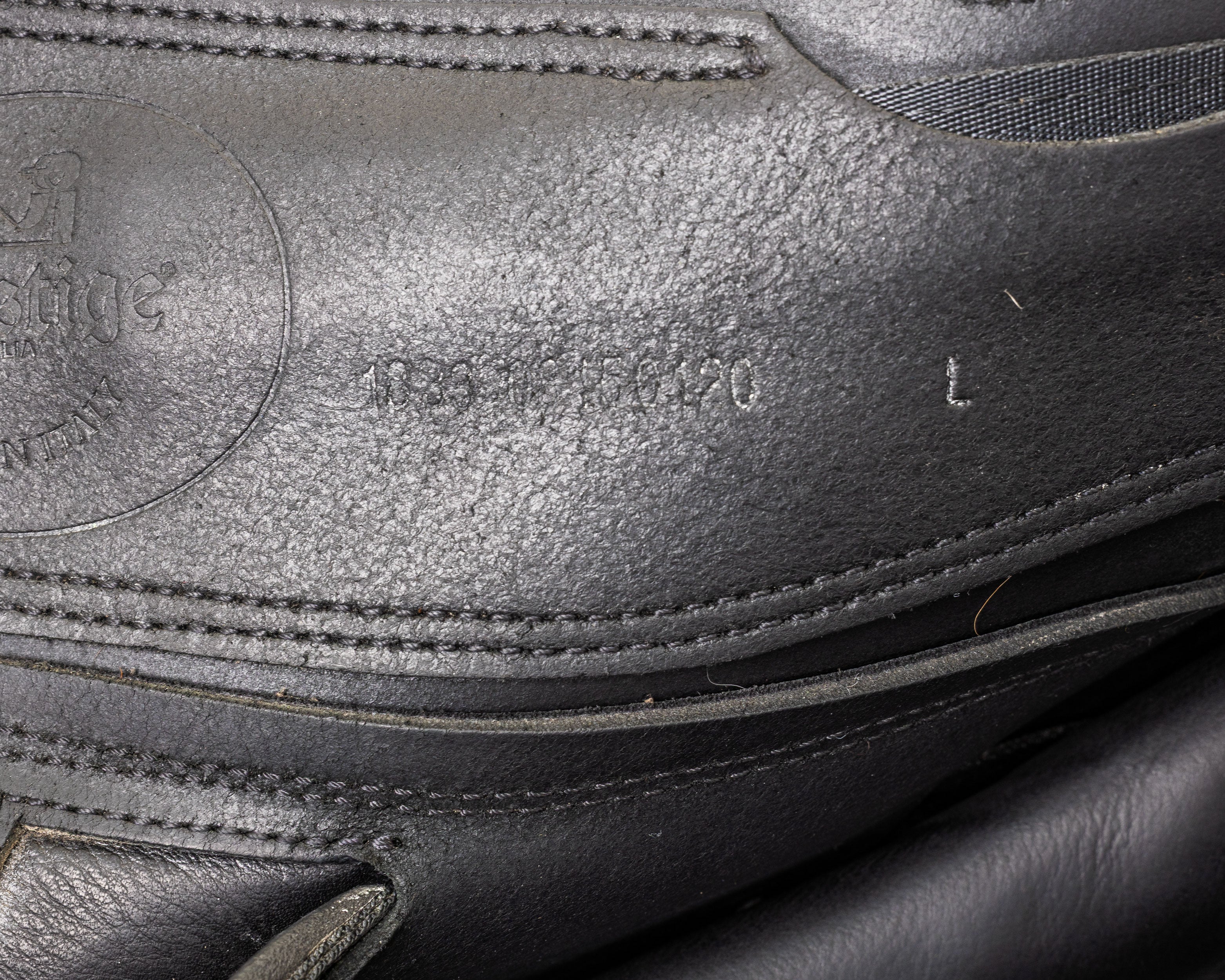 PRESTIGE ITALY VENUS K NEW 17S/33 BLACK USED DRESSAGE SADDLE