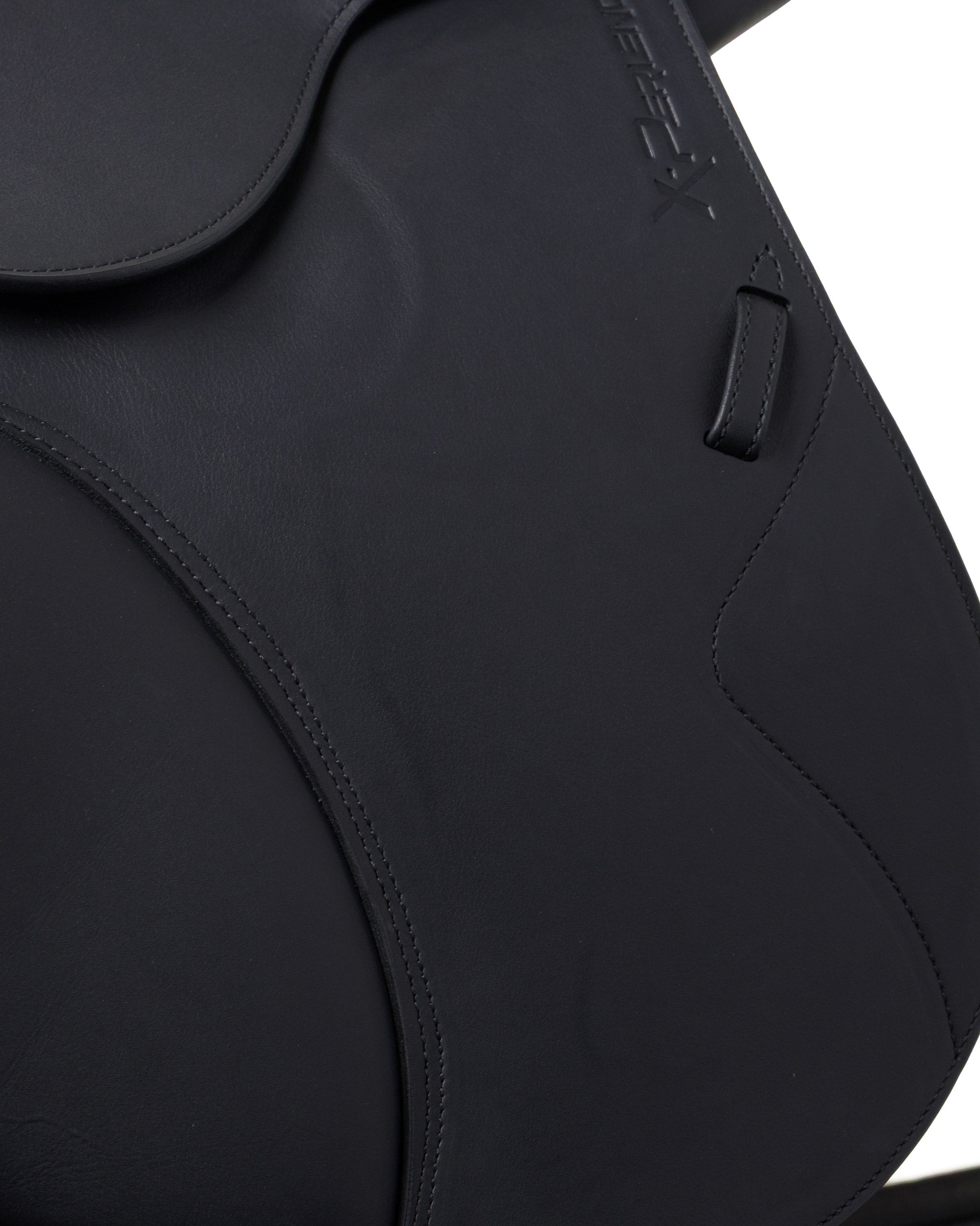 PRESTIGE ITALY VENUS K NEW 17S/33 BLACK USED DRESSAGE SADDLE