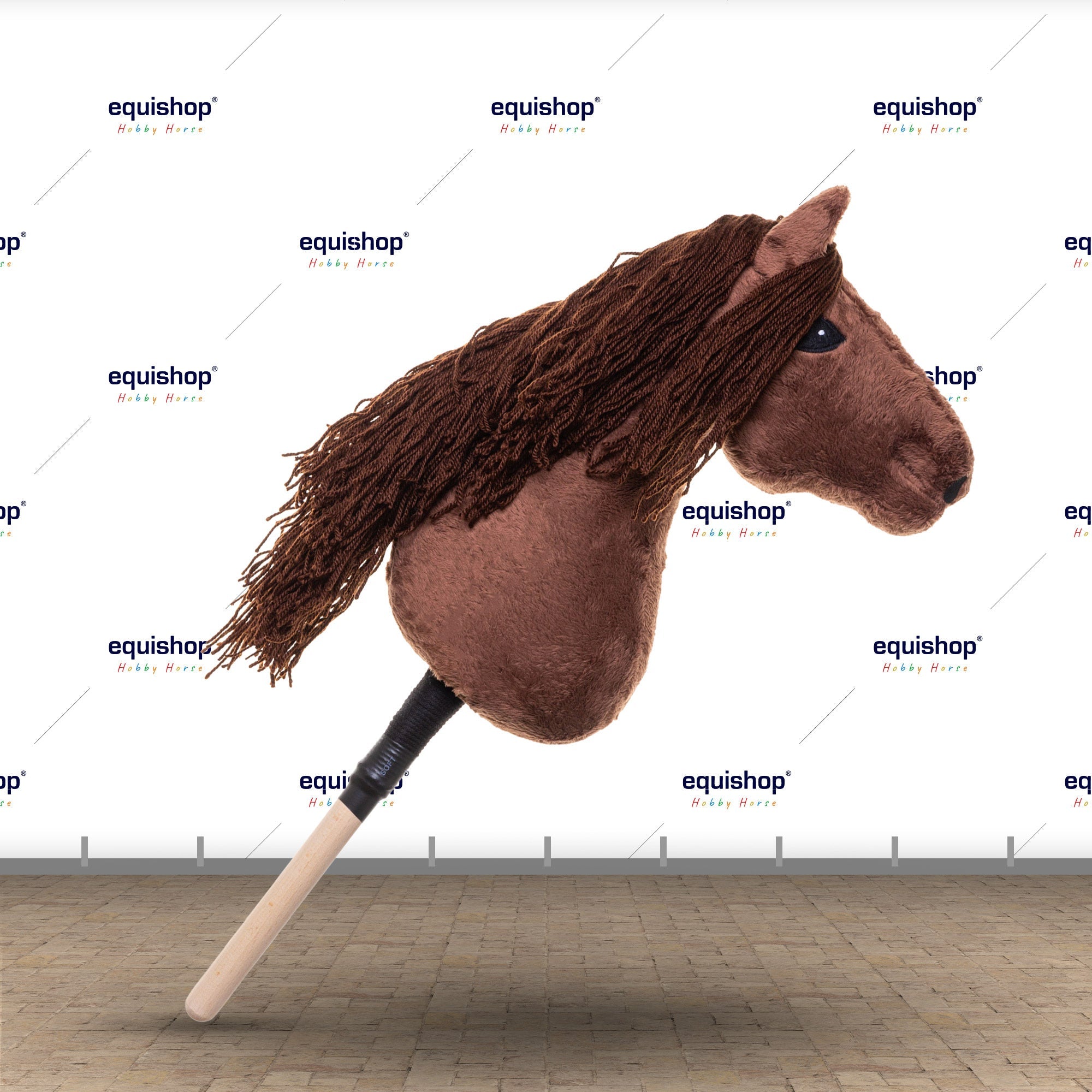 KOŃ NA PATYKU HOBBY HORSE EQUISHOP CYNAMONEK A3 PLUS OGŁOWIE GRATIS - Equishop Hobby Horse Equishop