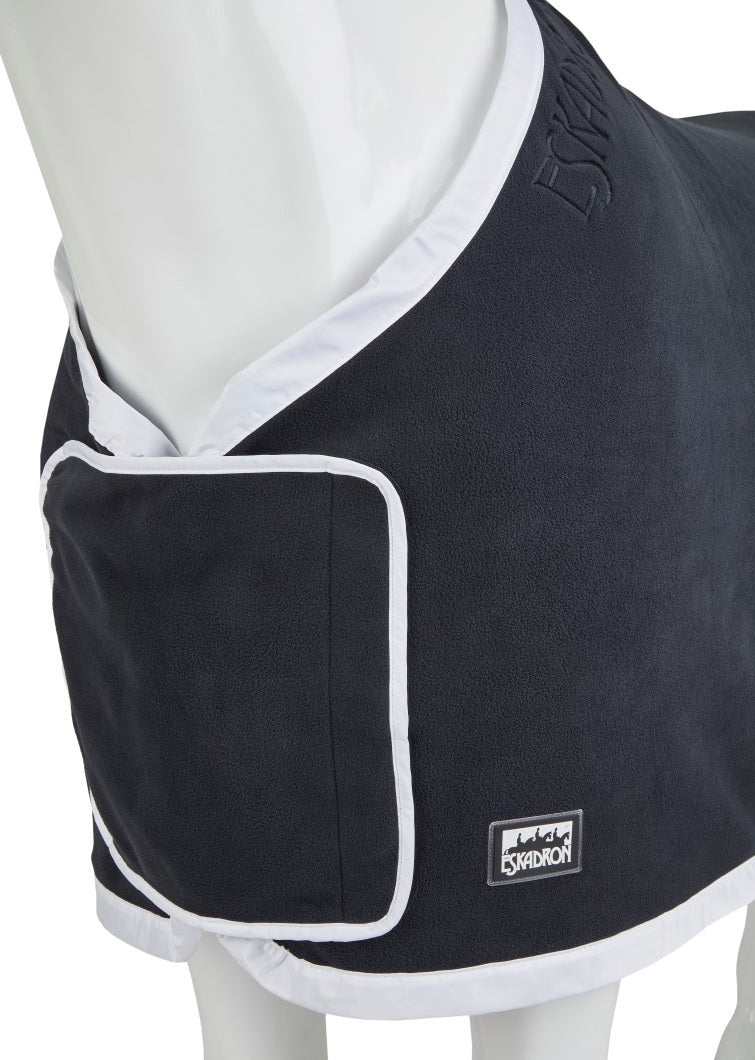 ESKADRON DERKA POKAZOWA POLAROWA