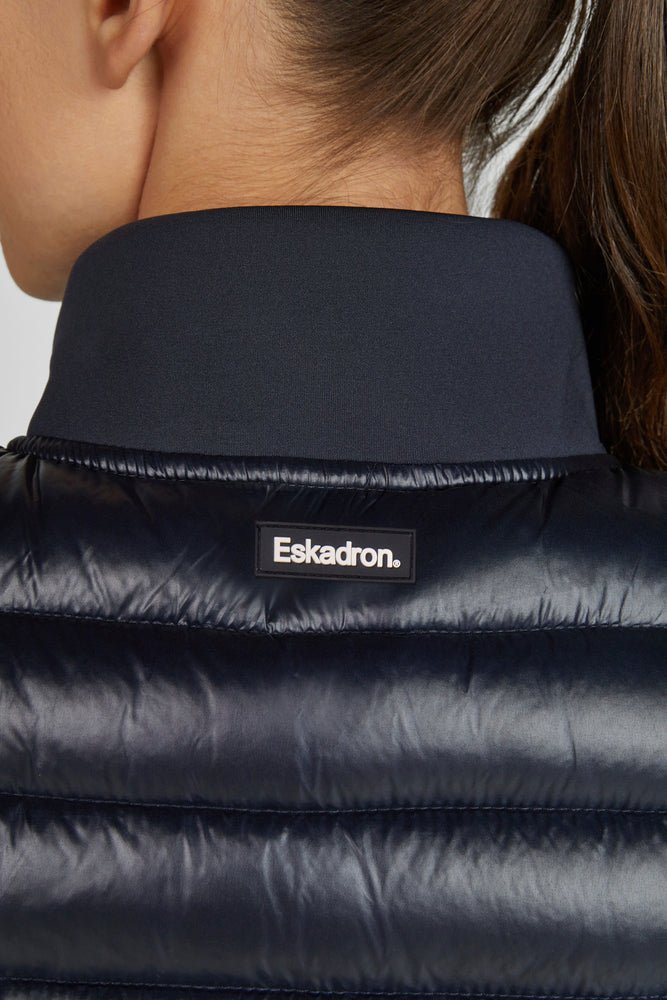 ESKADRON QUILT - WAISTCOAT HYBRYDOWA KAMIZELKA JEŹDZIECKA GRANATOWA THE CORE - Eskadron Equishop
