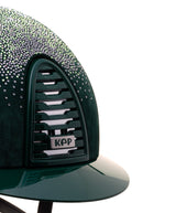 KEP ITALIA CROMO 2.0 POLISH KASK JEŹDZIECKI SUEDE GREEN NUANCED SILV/BLACK STRAP/METAL GREEN LOGO ZIELONY