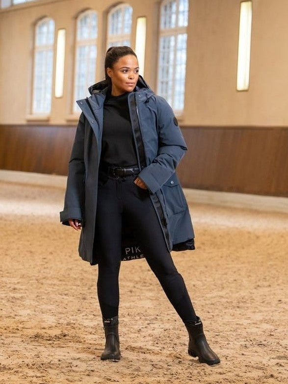 PIKEUR JEŹDZIECKI PŁASZCZ PRZECIWDESZCZOWY DAMSKI ATHLEISURE - Pikeur Equishop