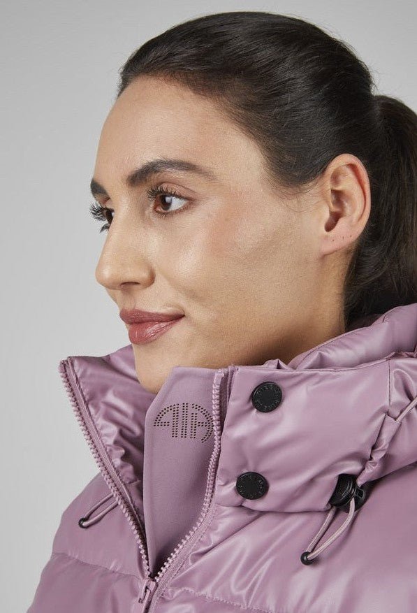 PIKEUR PIKOWANA KAMIZELKA JEŹDZIECKA Z KAPTUREM DAMSKA ATHLEISURE - Pikeur Equishop