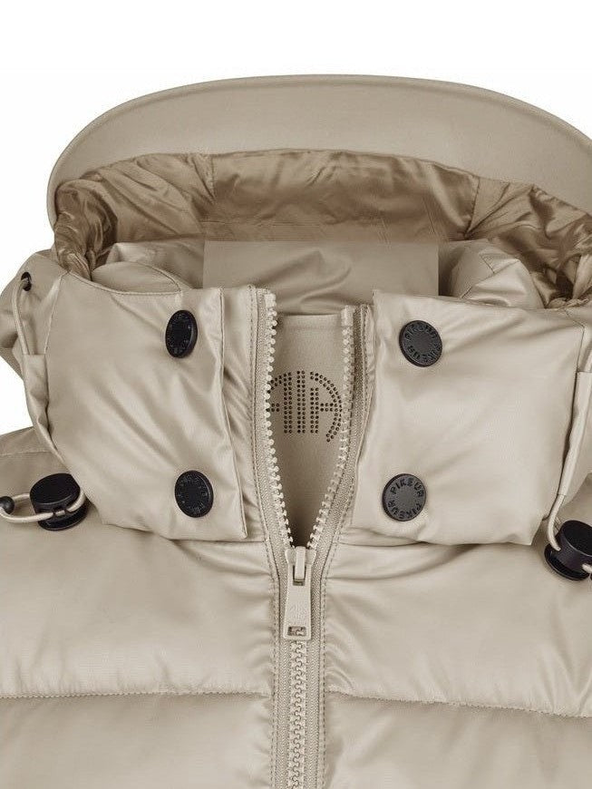 PIKEUR PIKOWANA KAMIZELKA JEŹDZIECKA Z KAPTUREM DAMSKA ATHLEISURE - Pikeur Equishop