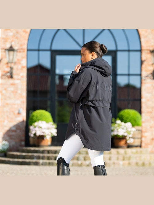 PIKEUR RAIN - ZIP - PONCHO PŁASZCZ PRZECIWDESZCZOWY DAMSKI ATHLEISURE - Pikeur Equishop