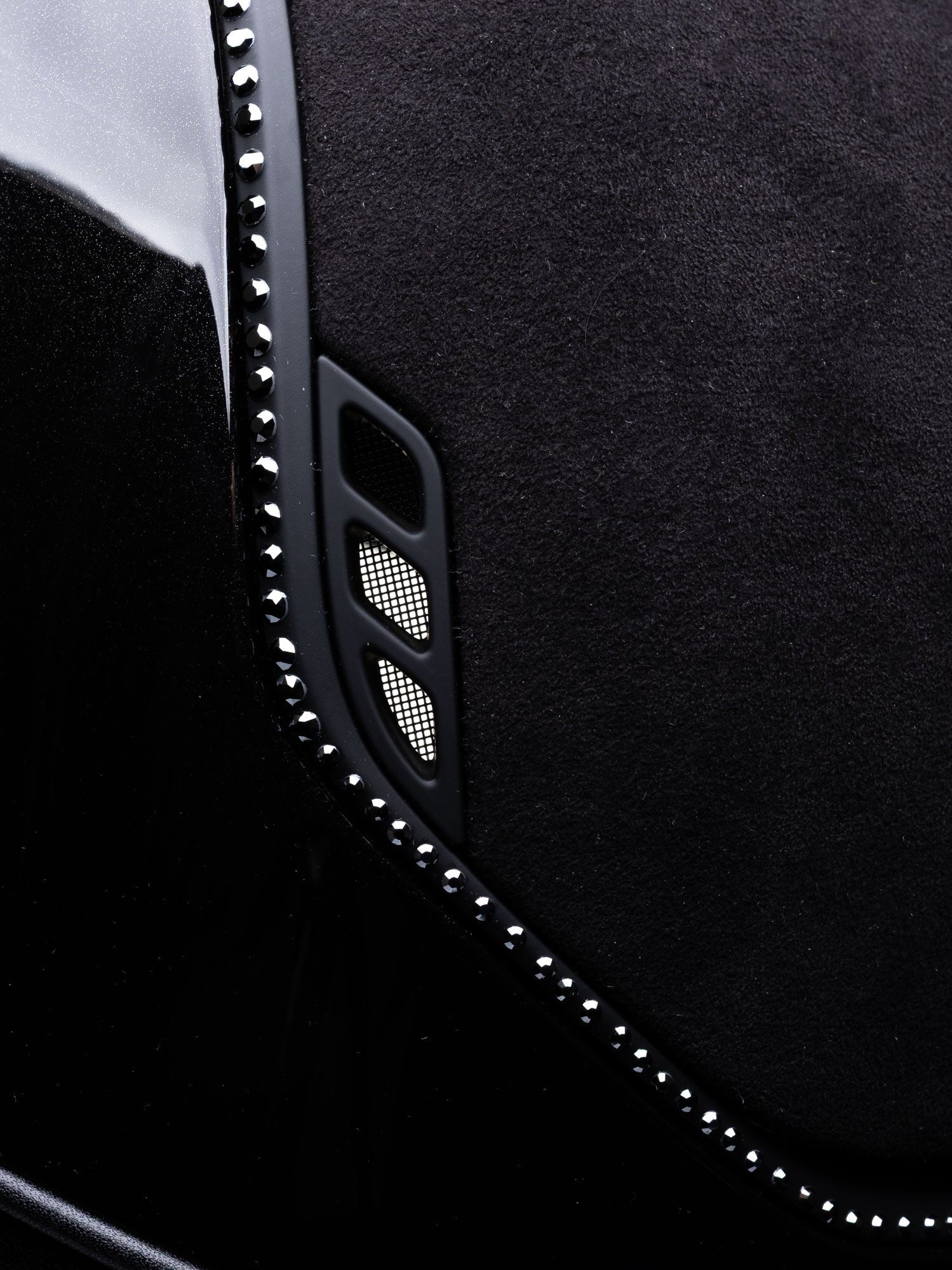 SAMSHIELD KASK MISS SHIELD 2.0 SHADOWGLOSSY/ROYAL TIARA JETH/MATT 300 SWARO/ALCANTARA/CZARNY