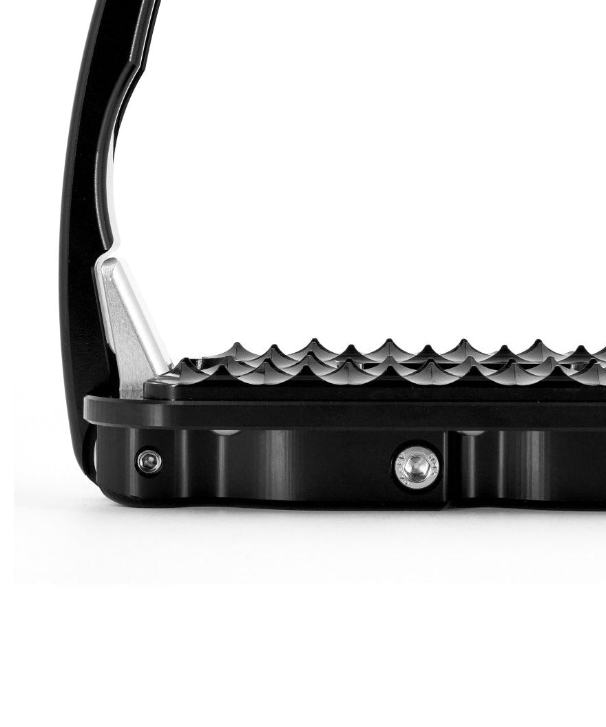 TECH STIRRUPS STRZEMIONA JEŹDZIECKIE Z NACHYLONĄ STOPKĄ VENICE SLOPED EVO