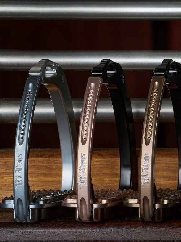 TECH STIRRUPS STRZEMIONA JEŹDZIECKIE Z AMORTYZACJĄ VENICE PLUS EVO SWAROVSKI - Tech Stirrups Equishop