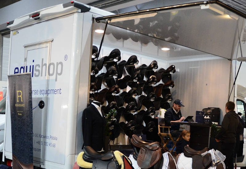 stoisko-na-cavaliadzie-1